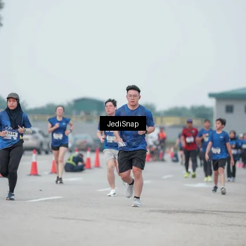 Runner Photo 7552259