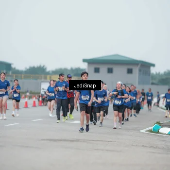 Runner Photo 7552265