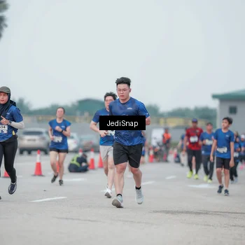 Runner Photo 7552266