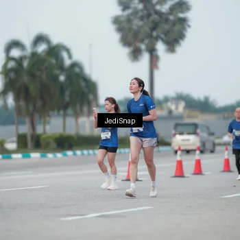 Runner Photo 7552274