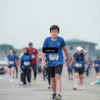 Runner Photo 7552284