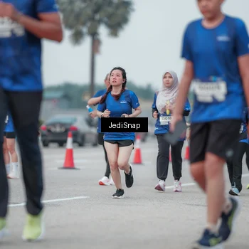 Runner Photo 7552288
