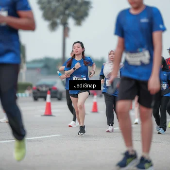 Runner Photo 7552289