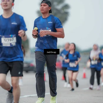 Runner Photo 7552290