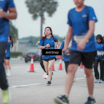 Runner Photo 7552291
