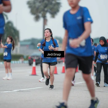 Runner Photo 7552294