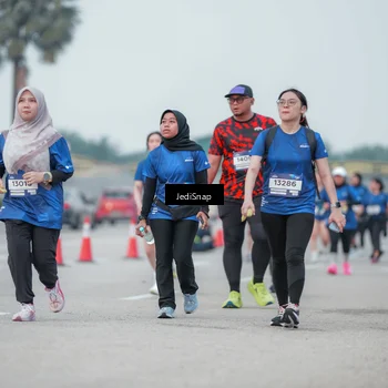 Runner Photo 7552298