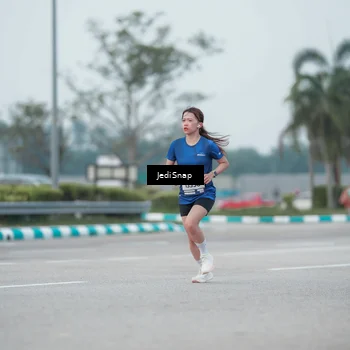 Runner Photo 7552308