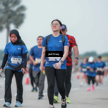 Runner Photo 7552309