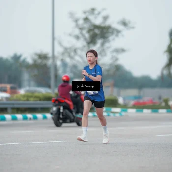 Runner Photo 7552312