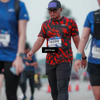 Runner Photo 7552317