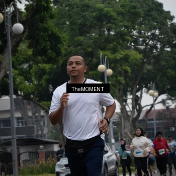 Runner Photo 7552342
