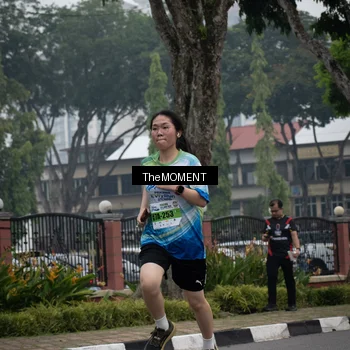 Runner Photo 7552345