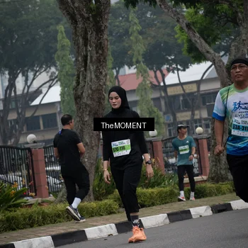 Runner Photo 7552359