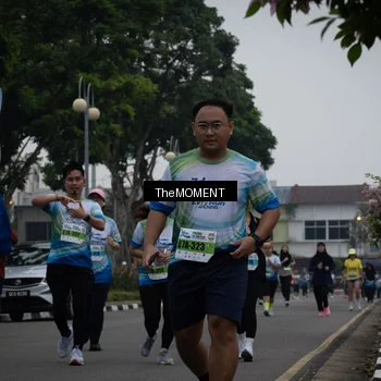 Runner Photo 7552400