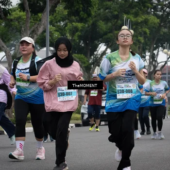 Runner Photo 7552403