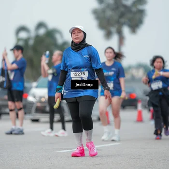 Runner Photo 7552407