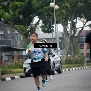 Runner Photo 7552439