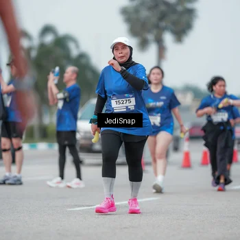 Runner Photo 7552444