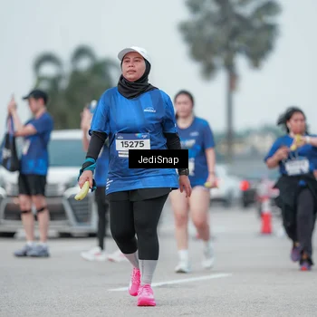 Runner Photo 7552458