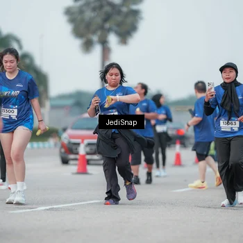 Runner Photo 7552483