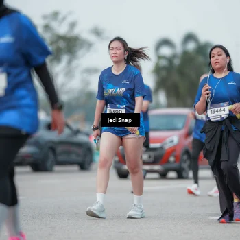 Runner Photo 7552492