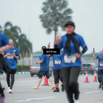 Runner Photo 7552494