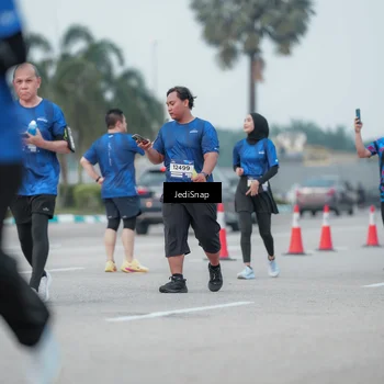 Runner Photo 7552501