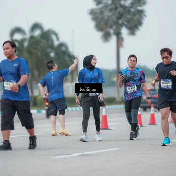 Runner Photo 7552511