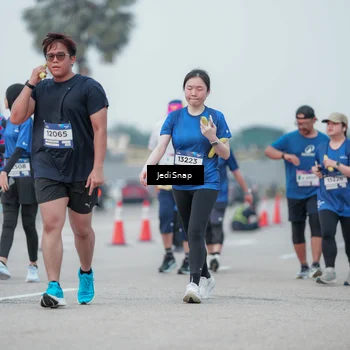 Runner Photo 7552518