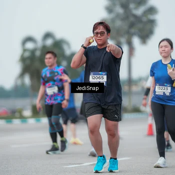 Runner Photo 7552534