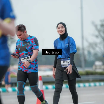 Runner Photo 7552548