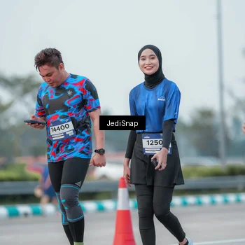 Runner Photo 7552549