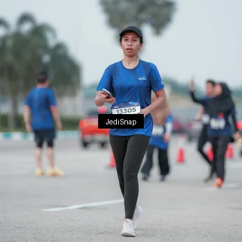 Runner Photo 7552559