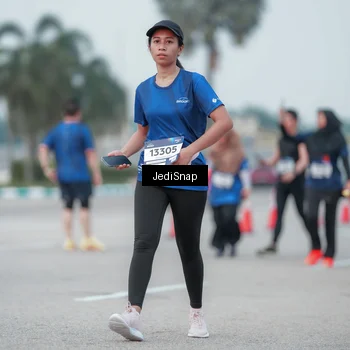 Runner Photo 7552563