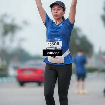 Runner Photo 7552578