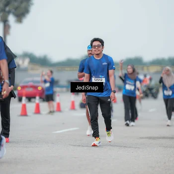 Runner Photo 7552585