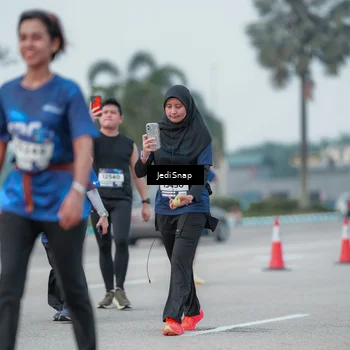 Runner Photo 7552589