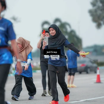 Runner Photo 7552595