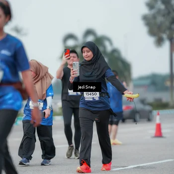 Runner Photo 7552596