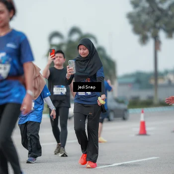 Runner Photo 7552597