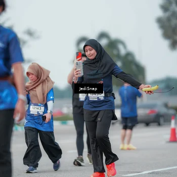 Runner Photo 7552600
