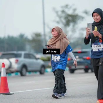 Runner Photo 7552602