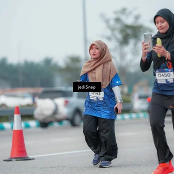 Runner Photo 7552609