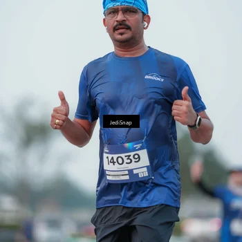 Runner Photo 7552613