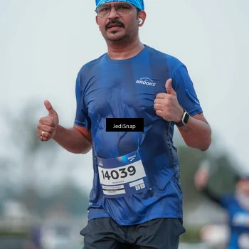 Runner Photo 7552615