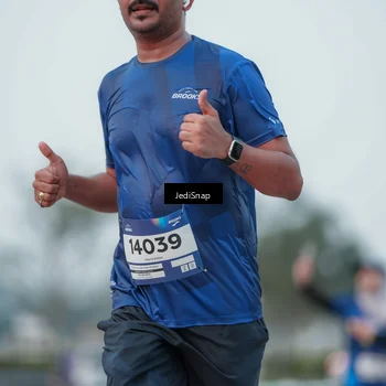 Runner Photo 7552616