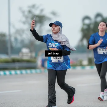 Runner Photo 7552620