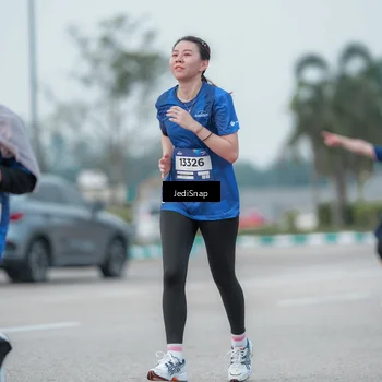 Runner Photo 7552621