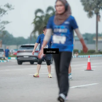 Runner Photo 7552626
